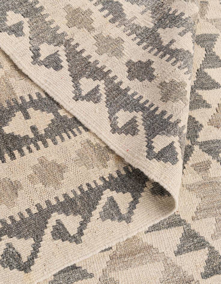 Detail image of  3' 11 x 5' 5  Hand Woven Kilim Maymana Wool Rug