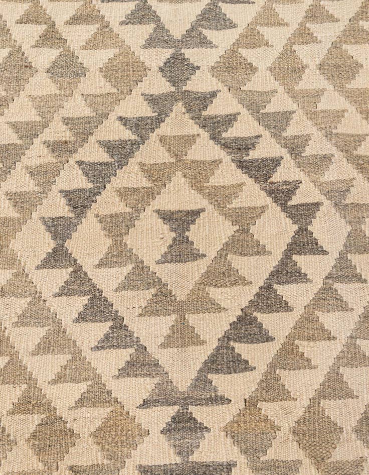 Detail image of  4' x 5' 11  Hand Woven Kilim Maymana Wool Rug