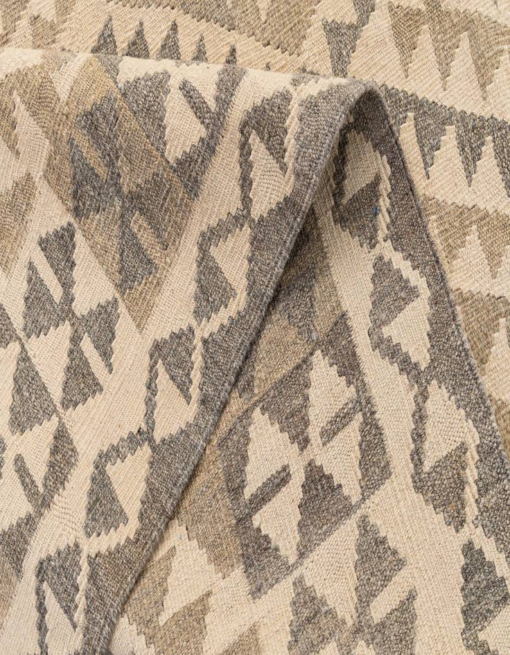 Detail image of  4' x 5' 11  Hand Woven Kilim Maymana Wool Rug