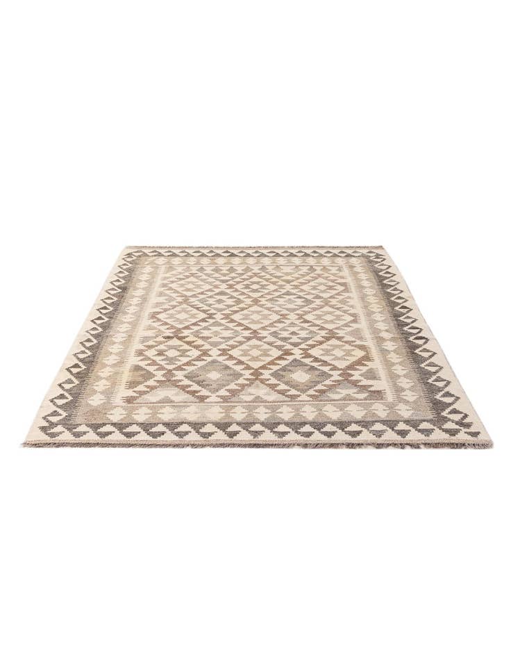 Detail image of  4' 1 x 5' 11  Hand Woven Kilim Maymana Wool Rug