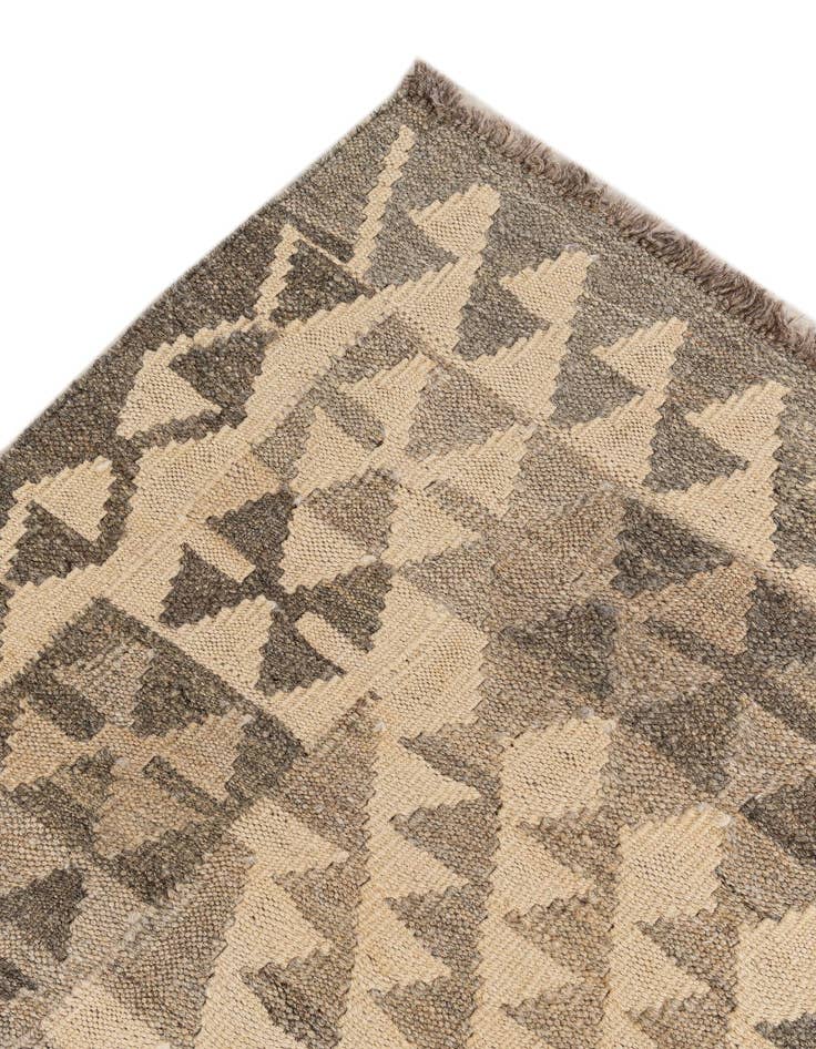 Detail image of  4' 1 x 5' 10  Hand Woven Kilim Maymana Wool Rug