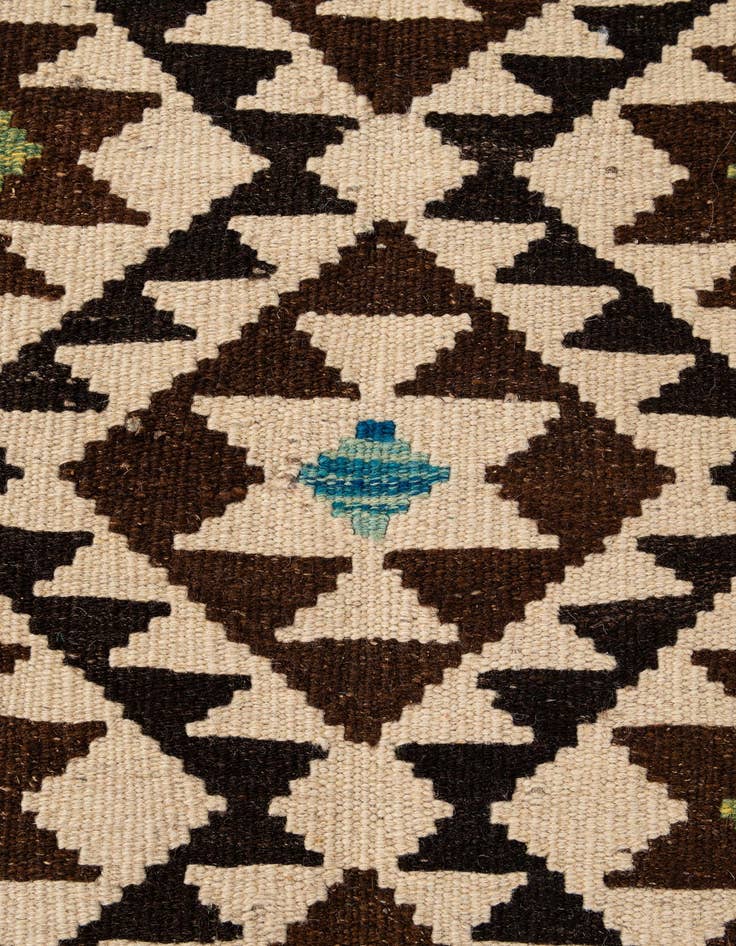 Detail image of  4' 10 x 6' 7  Hand Woven Kilim Maymana Wool Rug