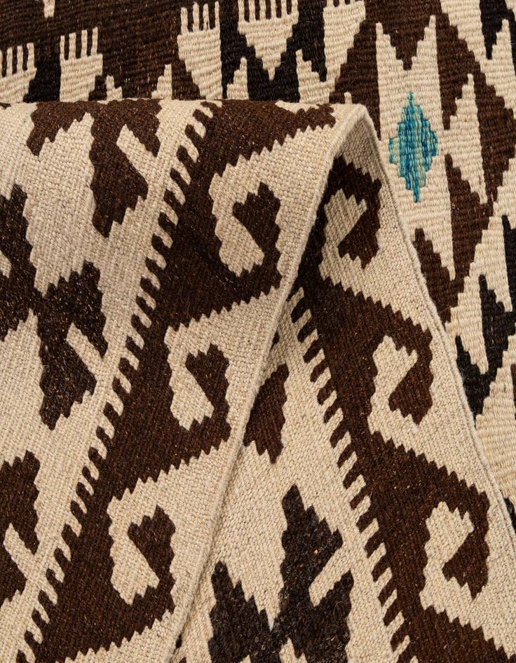 Detail image of  4' 10 x 6' 7  Hand Woven Kilim Maymana Wool Rug
