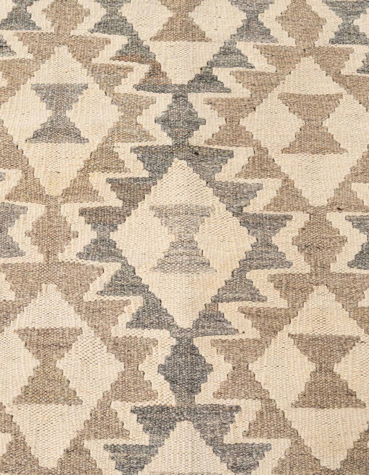 Detail image of  5' x 6' 9  Hand Knotted Kilim Maymana Wool Rug