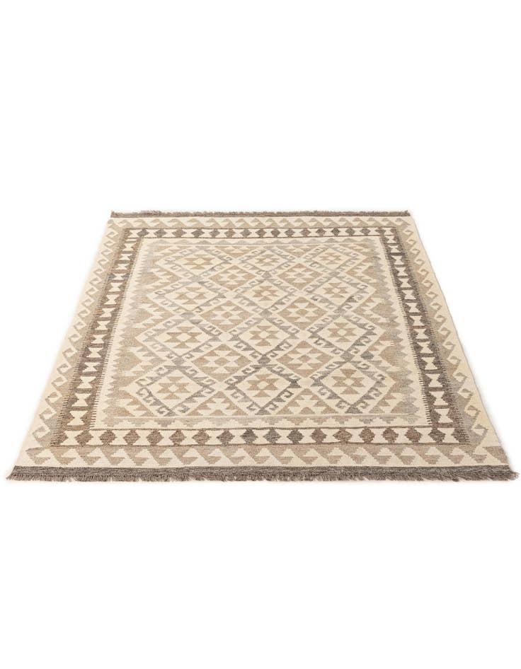 Detail image of  5' 2 x 6' 8  Hand Woven Kilim Maymana Wool Rug