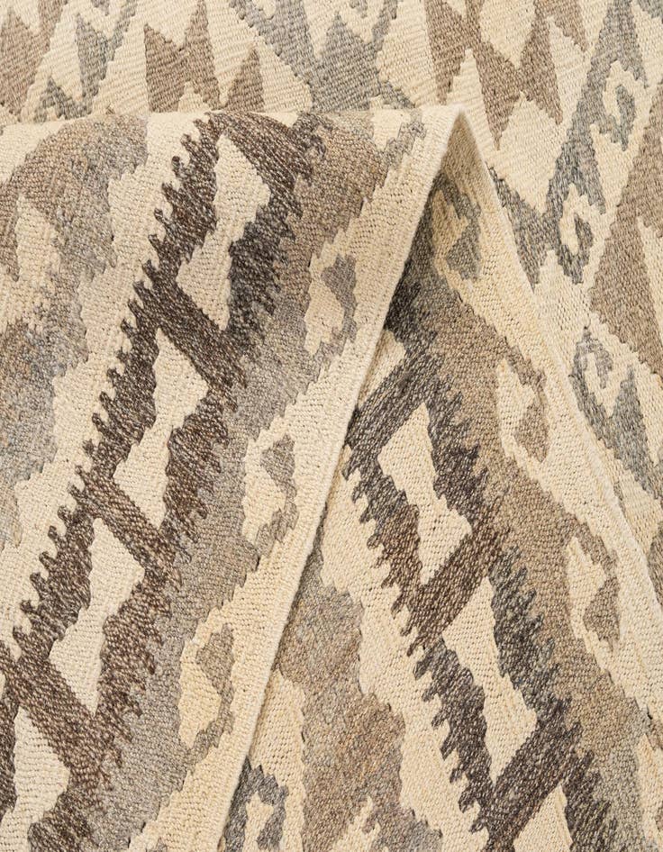 Detail image of  5' 2 x 6' 8  Hand Woven Kilim Maymana Wool Rug