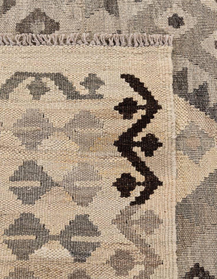 Detail image of  5' x 6' 8  Hand Woven Kilim Maymana Wool Rug