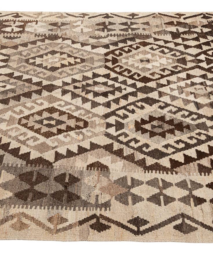 Detail image of  5' x 6' 10  Hand Woven Kilim Maymana Wool Rug