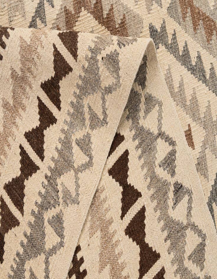 Detail image of  5' x 7' 1  Hand Woven Kilim Maymana Wool Rug