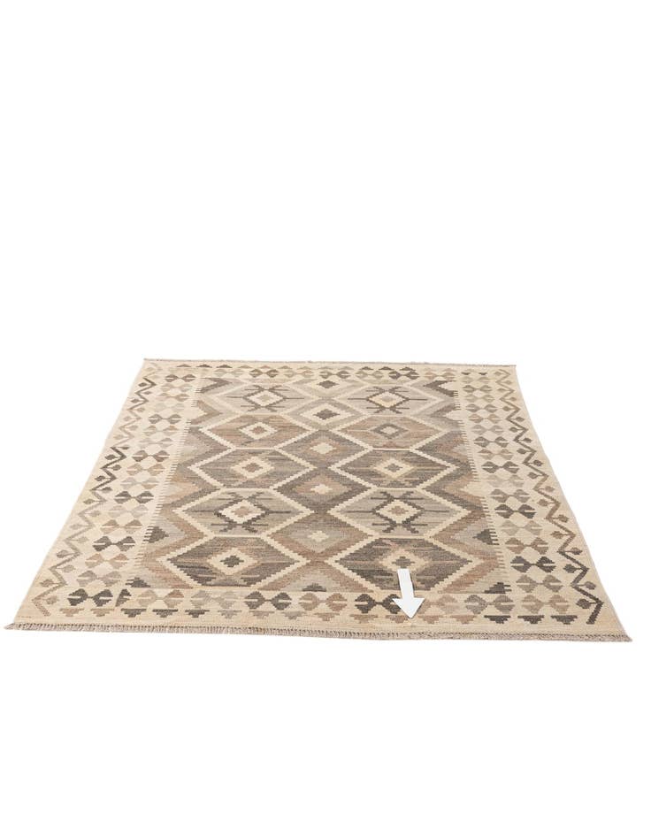 Detail image of  5' 2 x 6' 8  Hand Woven Kilim Maymana Wool Rug