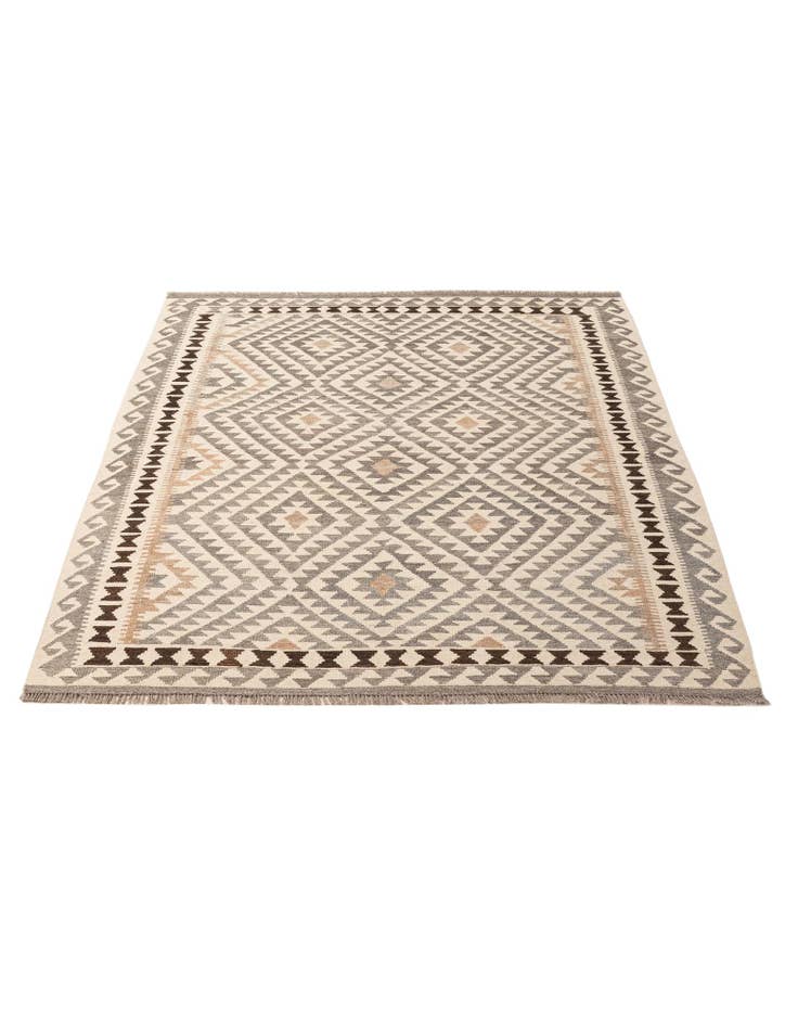 Detail image of  5' 3 x 6' 8  Hand Woven Kilim Maymana Wool Rug