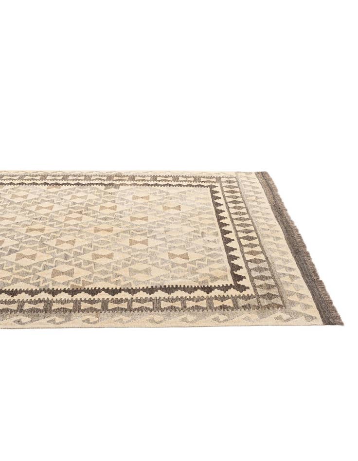 Detail image of  5' 3 x 6' 8  Hand Woven Kilim Maymana Wool Rug