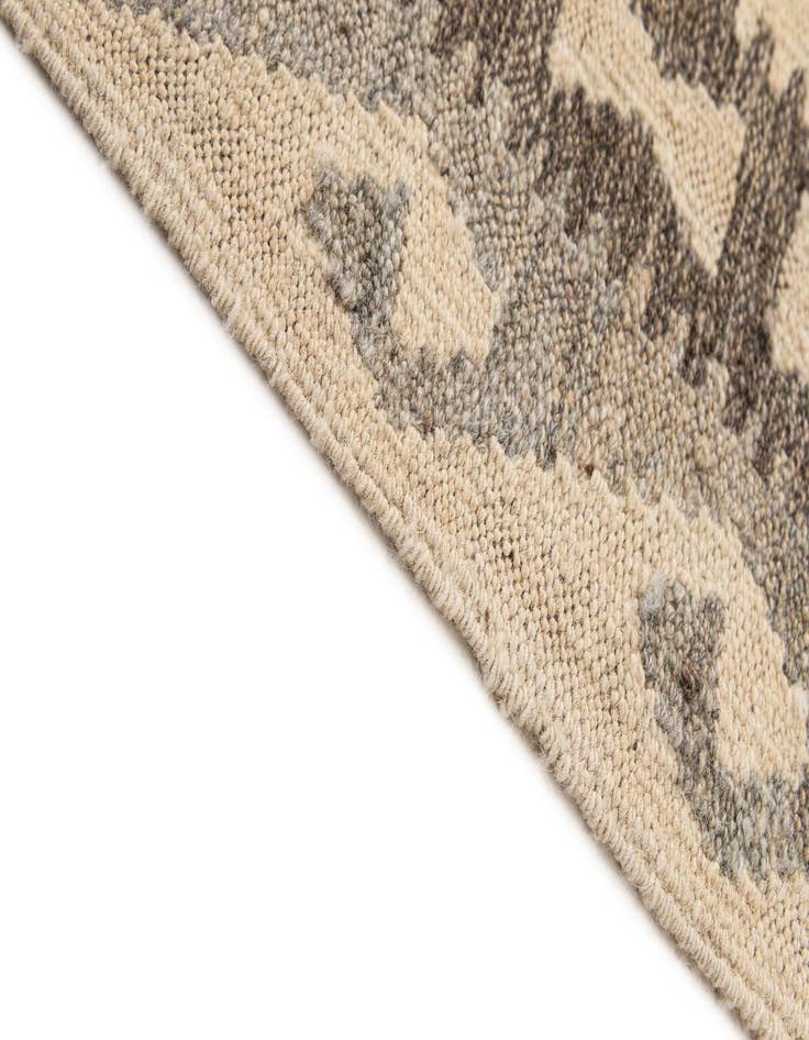 Detail image of  5' 3 x 6' 8  Hand Woven Kilim Maymana Wool Rug