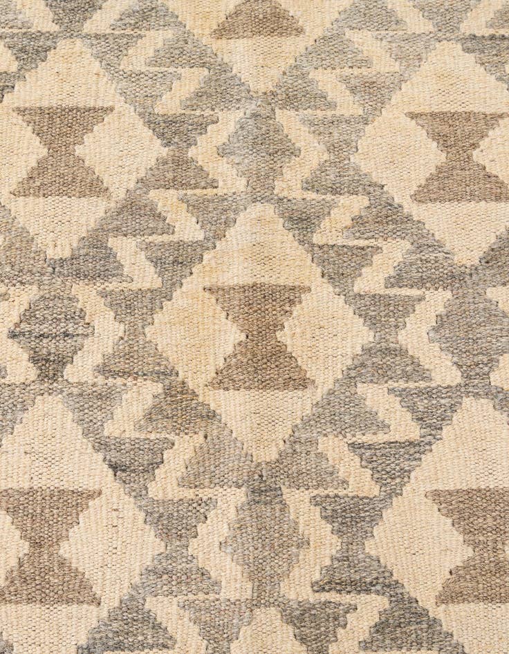 Detail image of  5' 3 x 6' 8  Hand Woven Kilim Maymana Wool Rug