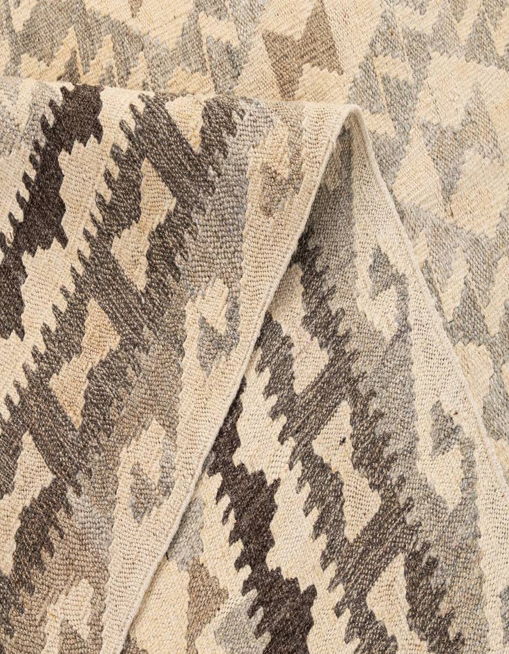 Detail image of  5' 3 x 6' 8  Hand Woven Kilim Maymana Wool Rug