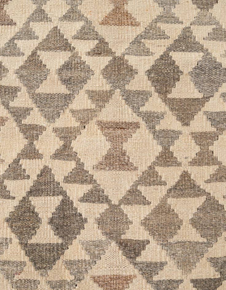 Detail image of  5' 3 x 6' 8  Hand Woven Kilim Maymana Wool Rug
