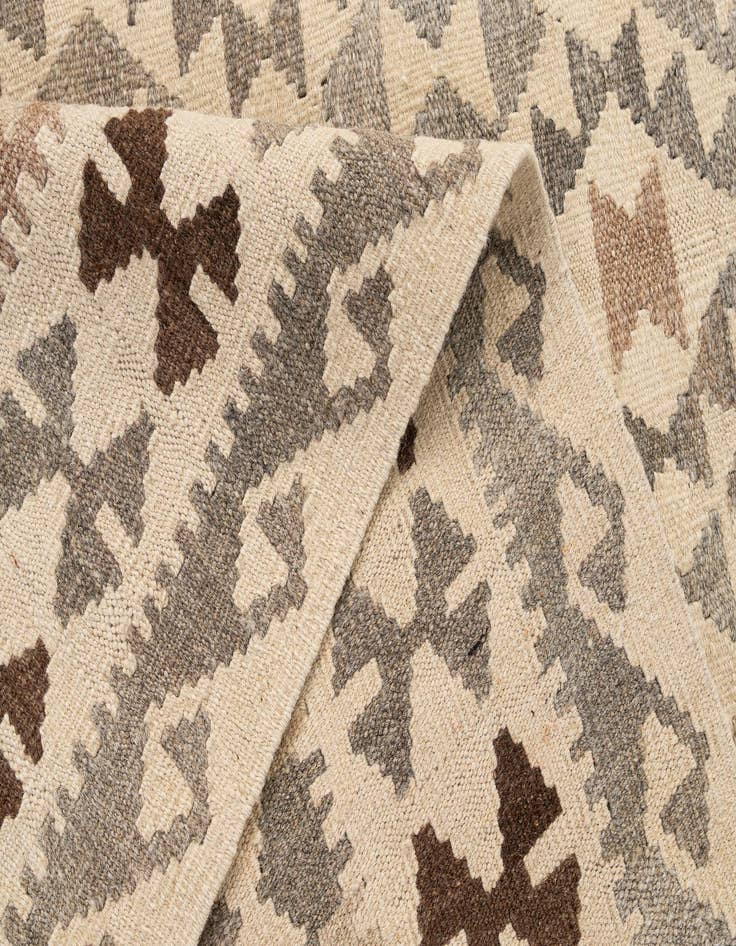 Detail image of  5' 3 x 6' 8  Hand Woven Kilim Maymana Wool Rug