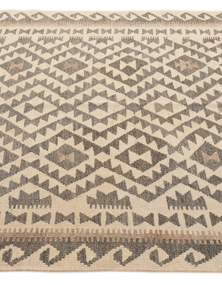 Detail image of  5' 2 x 6' 9  Hand Woven Kilim Maymana Wool Rug