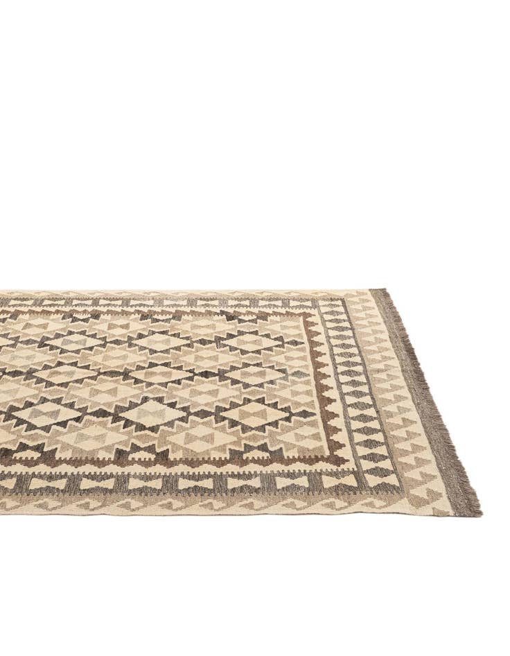 Detail image of  5' 2 x 6' 9  Hand Woven Kilim Maymana Wool Rug