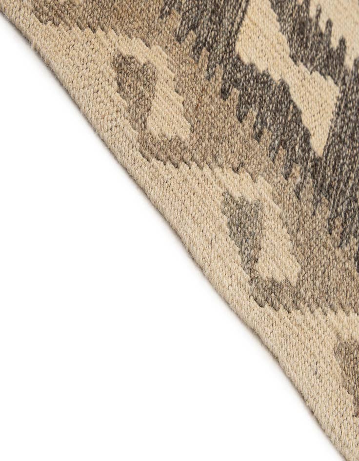 Detail image of  5' 2 x 6' 9  Hand Woven Kilim Maymana Wool Rug