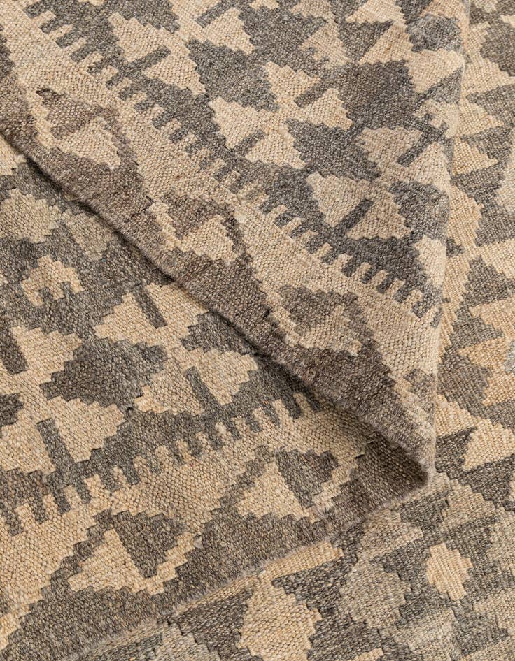 Detail image of  5' 2 x 6' 11  Hand Woven Kilim Maymana Wool Rug