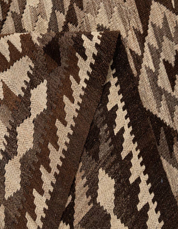 Detail image of  6' 7 x 8' 11  Hand Woven Kilim Maymana Wool Rug