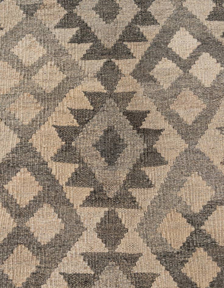 Detail image of  6' 9 x 9' 7  Hand Woven Kilim Maymana Wool Rug