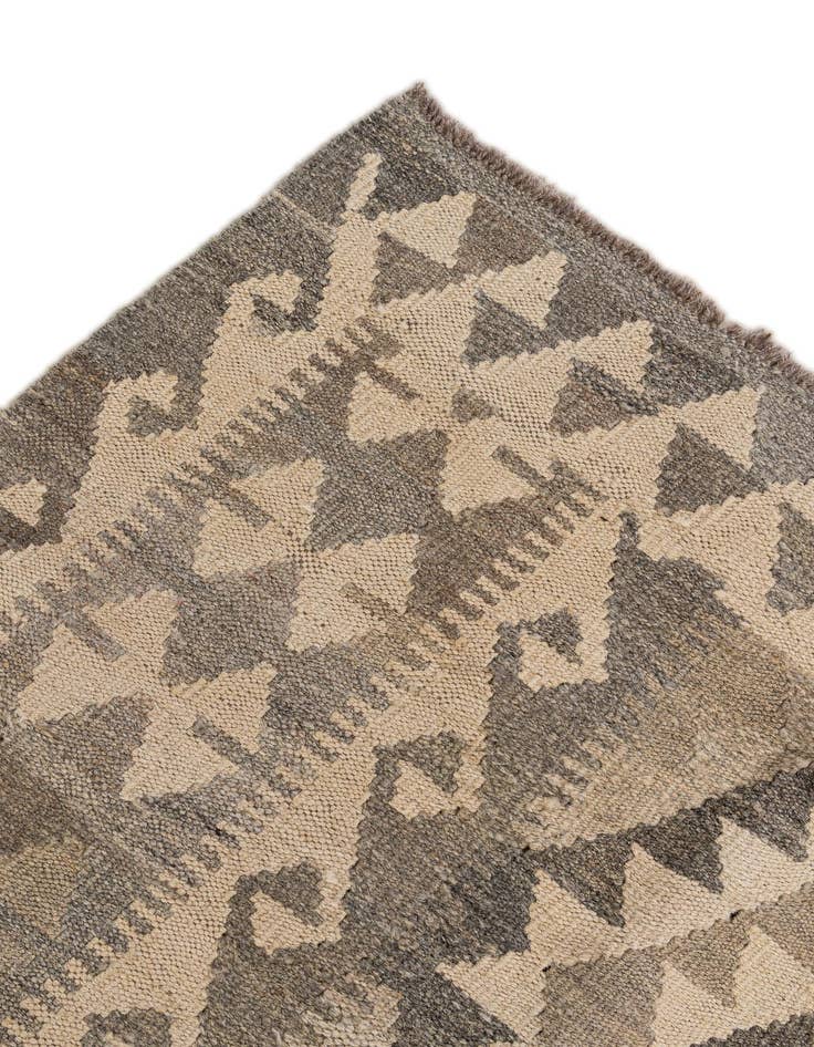 Detail image of  6' 8 x 9' 6  Hand Woven Kilim Maymana Wool Rug