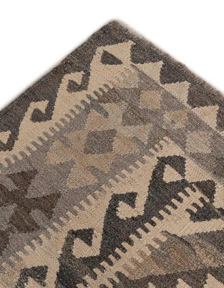 Detail image of  6' 7 x 9' 8  Hand Woven Kilim Maymana Wool Rug