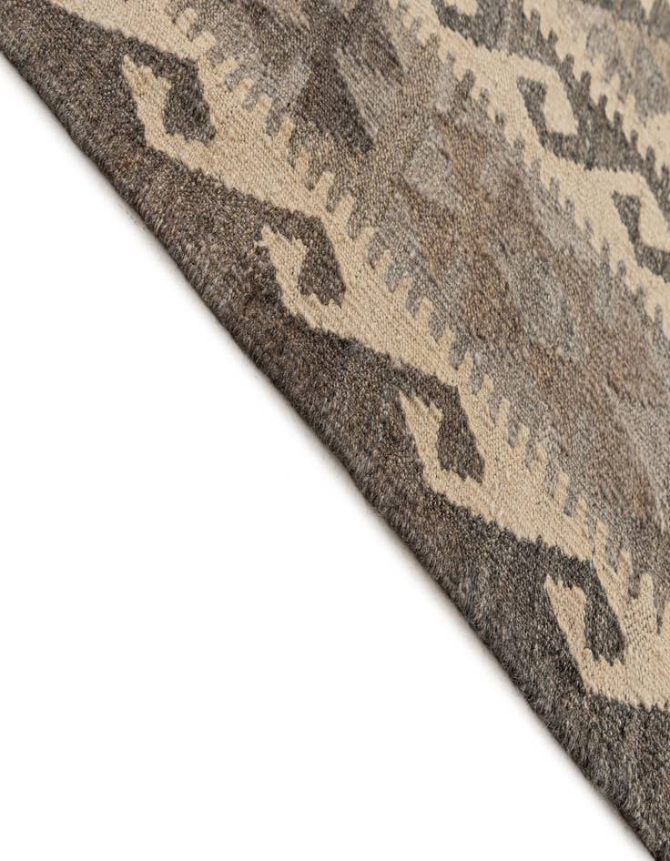 Detail image of  6' 7 x 9' 8  Hand Woven Kilim Maymana Wool Rug