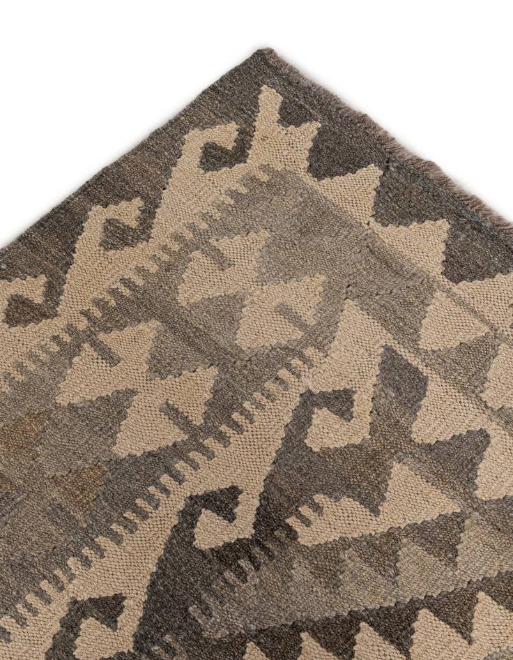 Detail image of  6' 8 x 9' 7  Hand Woven Kilim Maymana Wool Rug