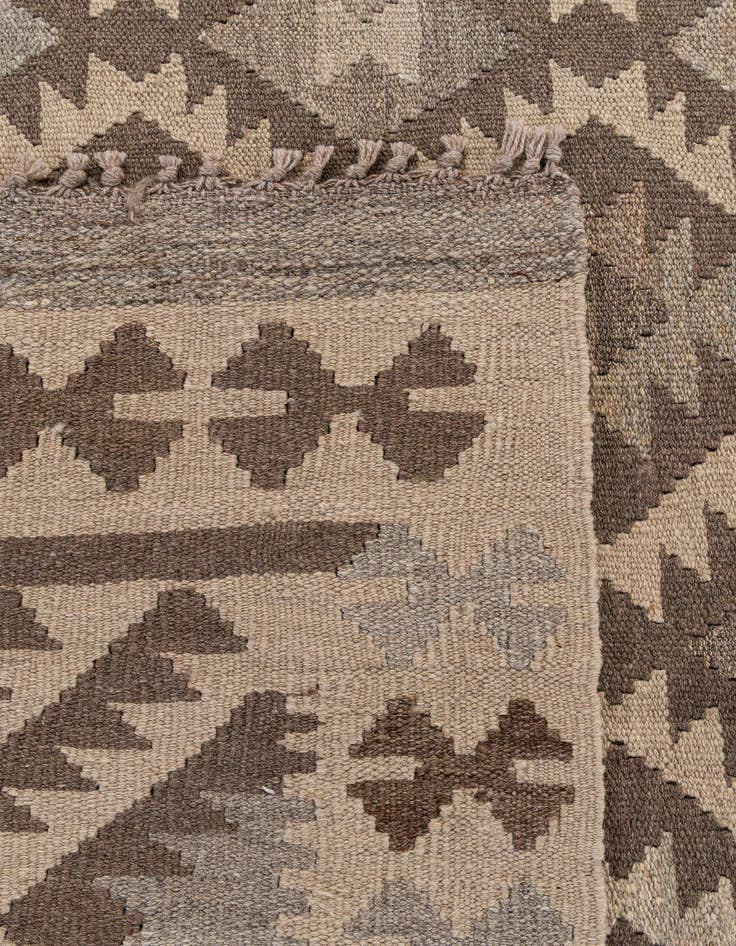 Detail image of  6' 8 x 9' 10  Hand Knotted Kilim Maymana Wool Rug