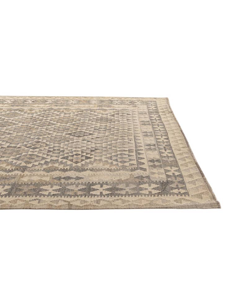 Detail image of  6' 8 x 9' 10  Hand Woven Kilim Maymana Wool Rug