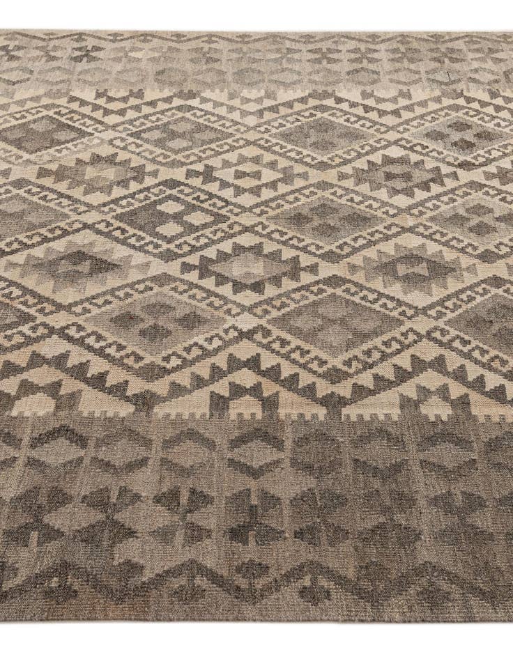 Detail image of  6' 8 x 9' 8  Hand Woven Kilim Maymana Wool Rug