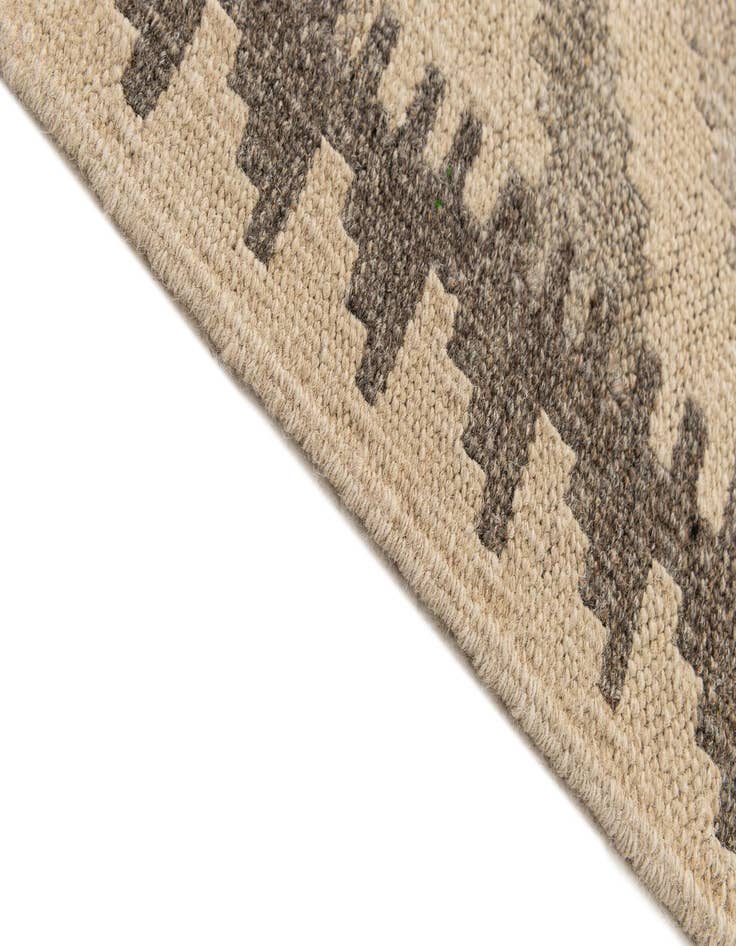 Detail image of  6' 7 x 10' 1  Hand Woven Kilim Maymana Wool Rug