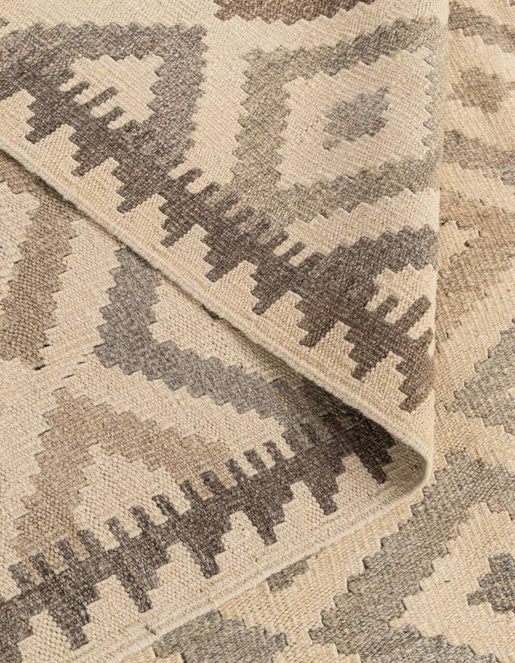 Detail image of  6' 7 x 10' 1  Hand Woven Kilim Maymana Wool Rug