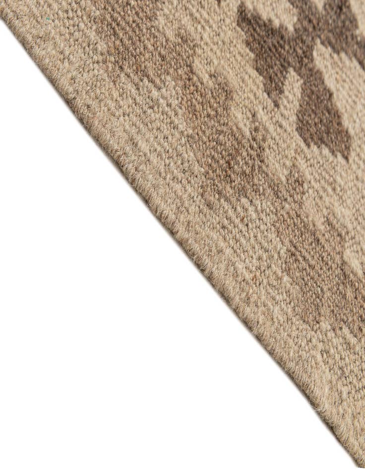 Detail image of  7' 3 x 9' 7  Hand Woven Kilim Maymana Wool Rug