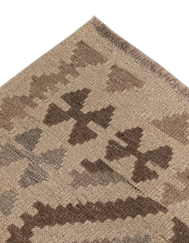 Detail image of  7' 3 x 9' 7  Hand Woven Kilim Maymana Wool Rug