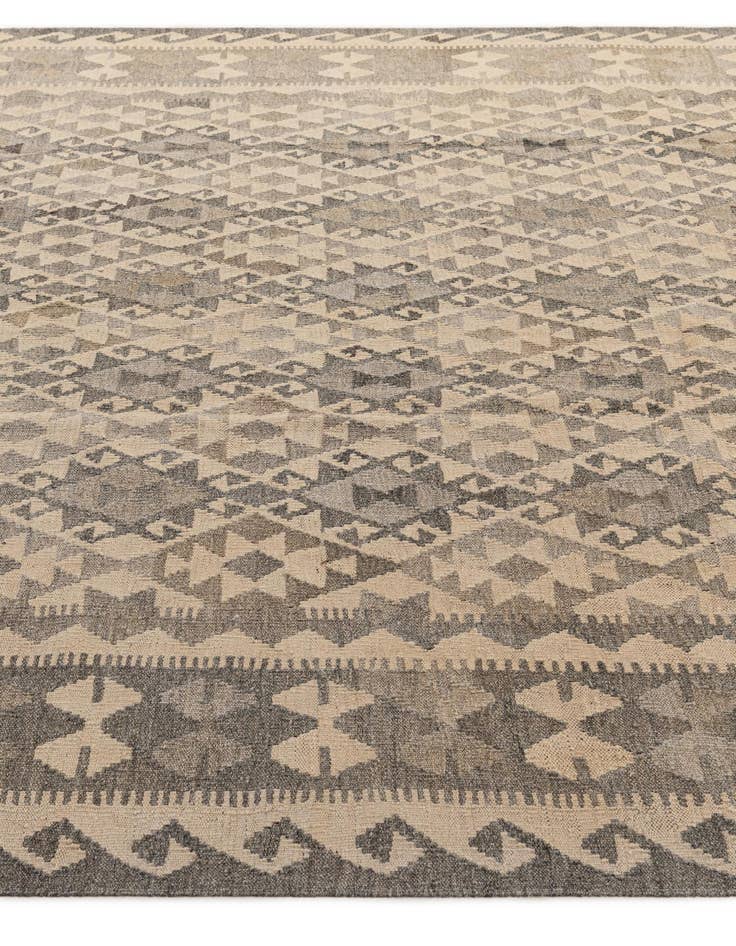 Detail image of  7' 3 x 9' 8  Hand Woven Kilim Maymana Wool Rug
