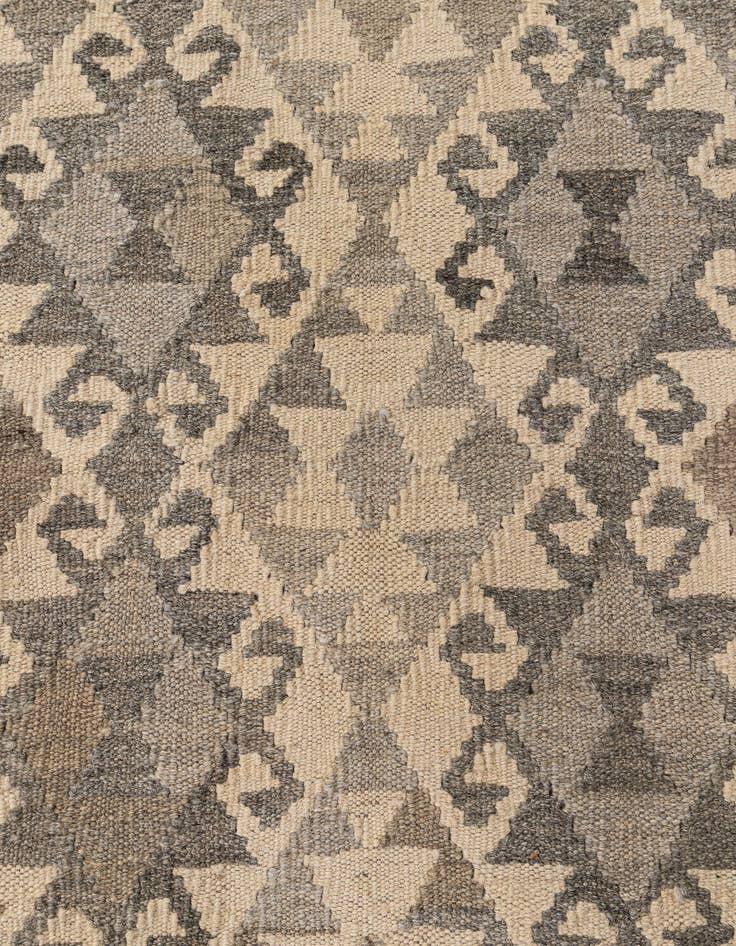 Detail image of  7' 3 x 9' 8  Hand Woven Kilim Maymana Wool Rug