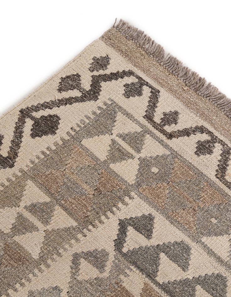 Detail image of  6' 11 x 9' 11  Hand Woven Kilim Maymana Wool Rug