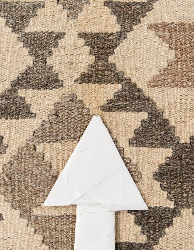 Detail image of  6' 9 x 9' 10  Hand Woven Kilim Maymana Wool Rug