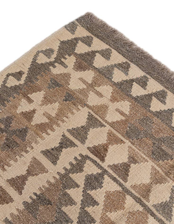 Detail image of  6' 9 x 9' 11  Hand Woven Kilim Maymana Wool Rug