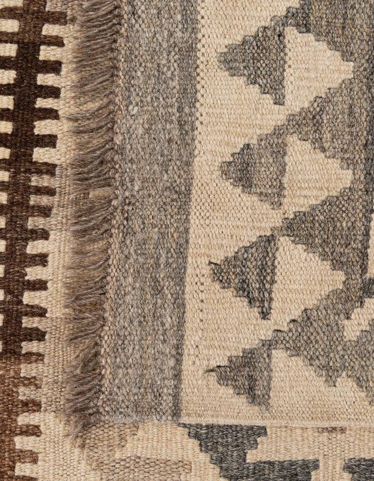 Detail image of  3' 6 x 4' 11  Hand Woven Kilim Maymana Wool Rug