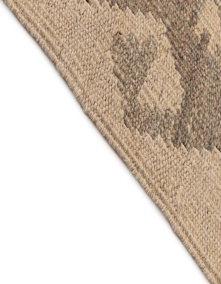 Detail image of  3' 6 x 5' 3  Hand Woven Kilim Maymana Wool Rug