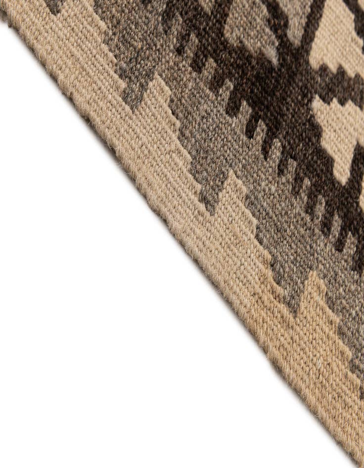Detail image of  2' 11 x 3' 11  Hand Woven Kilim Maymana Wool Rug