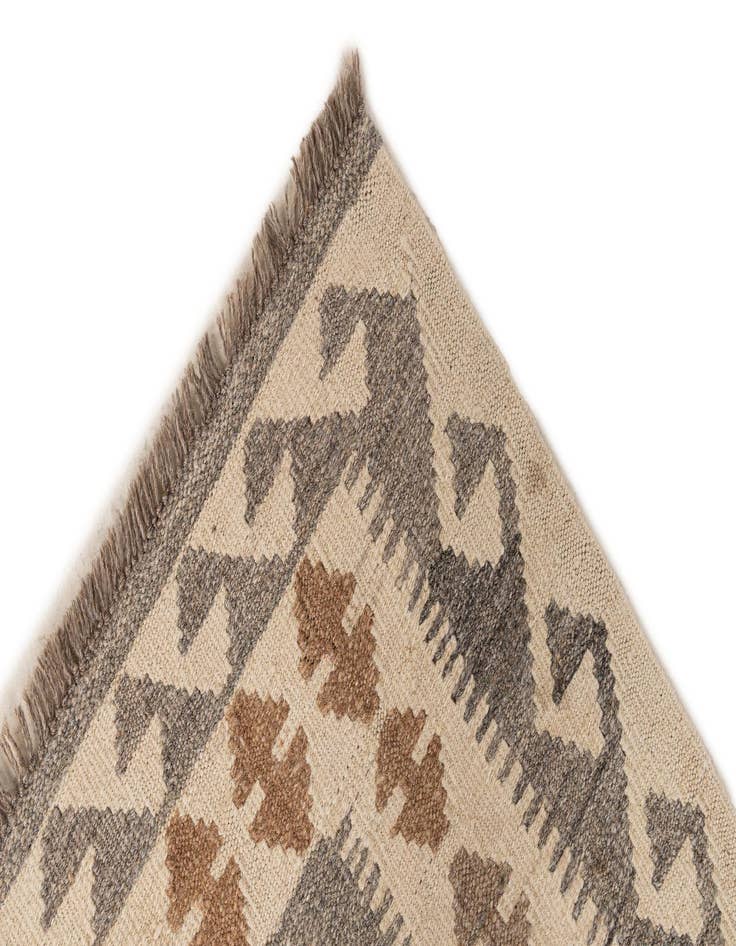 Detail image of  3' 5 x 5' 1  Hand Woven Kilim Maymana Wool Rug