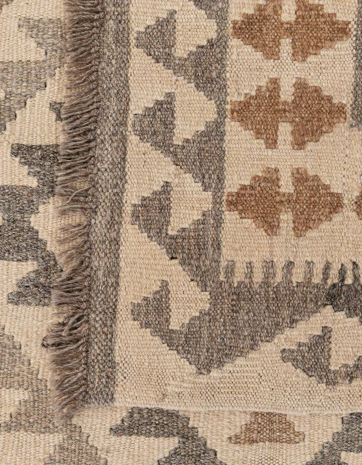 Detail image of  3' 5 x 5' 1  Hand Woven Kilim Maymana Wool Rug