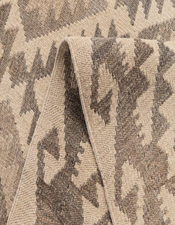 Detail image of  3' 5 x 5' 1  Hand Woven Kilim Maymana Wool Rug