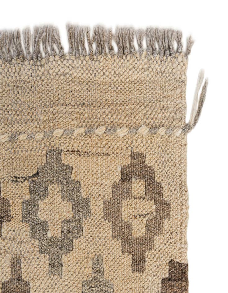 Detail image of  6' 10 x 9' 10  Hand Woven Kilim Maymana Wool Rug